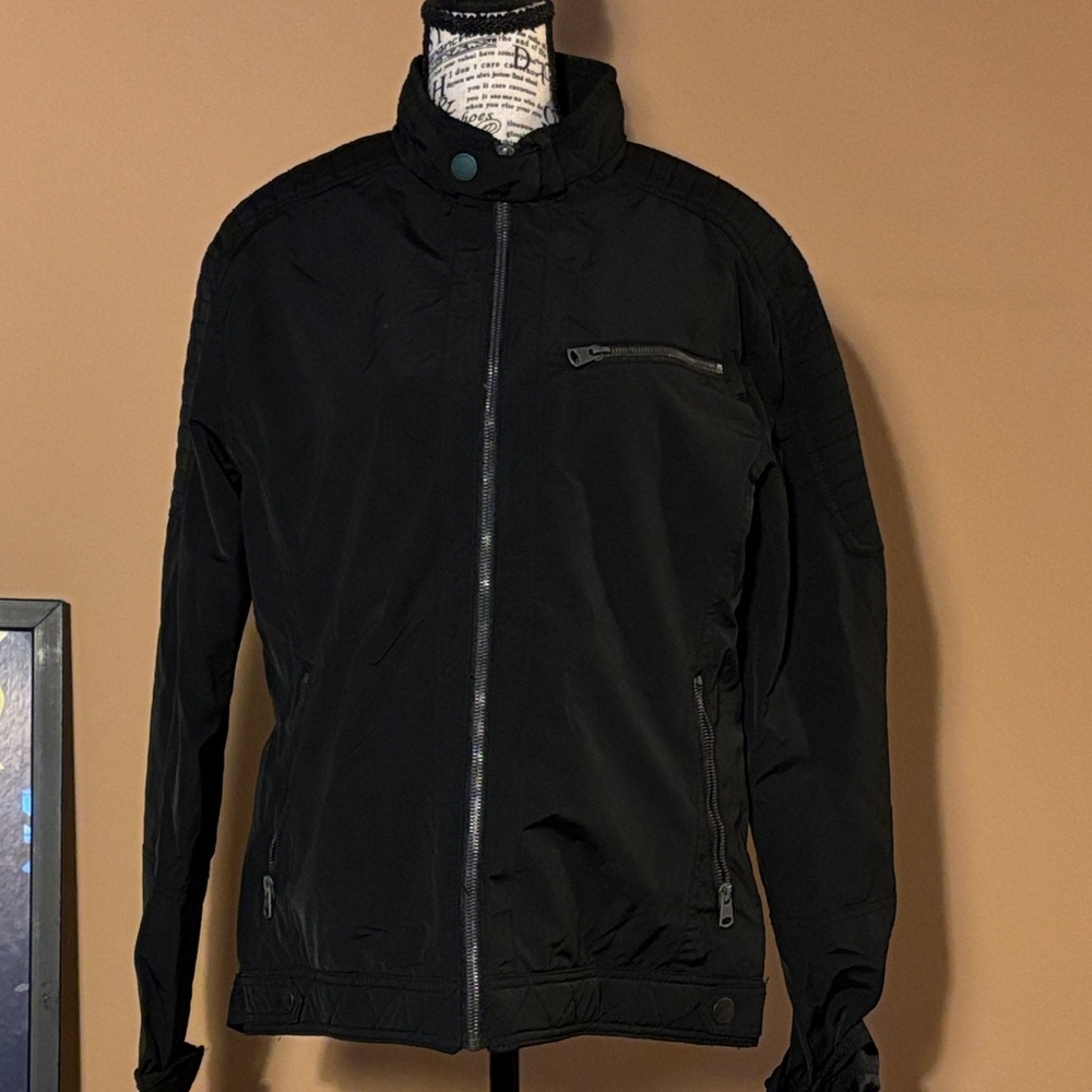 Men's Black Windbreaker Jacket